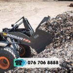 MÁY XÚC LẬT BÁNH LỐP DOOSAN DL420A