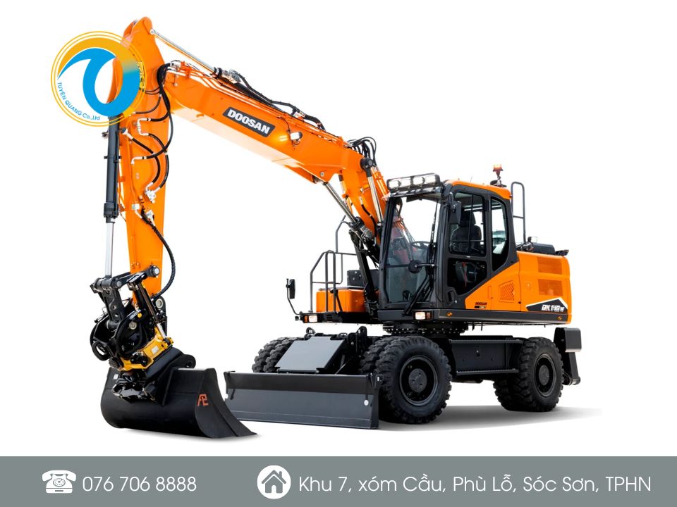 MÁY XÚC BÁNH LỐP DOOSAN DX140W