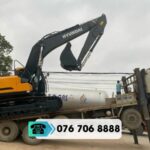 MÁY XÚC BÁNH XÍCH HYUNDAI model HX220S