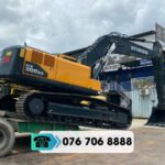 Máy xúc bánh xích Hyundai HX300SG