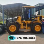 MÁY XÚC LẬT BÁNH LỐP HYUNDAI model HL730-9