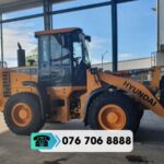 MÁY XÚC LẬT BÁNH LỐP HYUNDAI model HL730-9