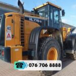 MÁY XÚC LẬT BÁNH LỐP HYUNDAI model HL770-9