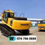 MÁY XÚC ĐÀO KOMATSU model PC300-8M2