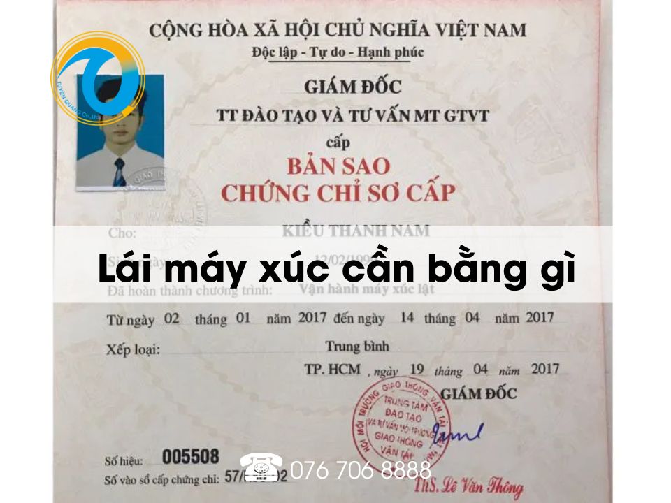 Lái máy xúc cần bằng gì? Thời gian học? Quy định 2024