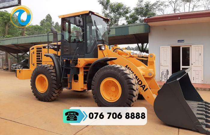 Tìm hiểu máy xúc lật thông dụng trên thị trường