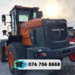 máy xúc lật bánh lốp Develon DL250