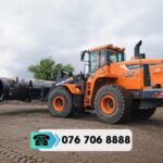 Máy xúc lật DEVELON DL300