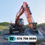 Máy xúc đào bánh xích DEVELON DX200A