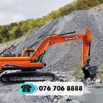 Máy xúc đào bánh xích DEVELON DX200A