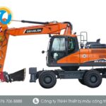 Máy đào bánh lốp DEVELON DX210WA