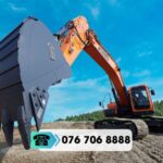 Máy xúc đào DEVELON DX300LCA