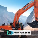 Máy xúc đào DEVELON DX300LCA