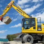 Máy đào bánh lốp Komatsu PW180-10