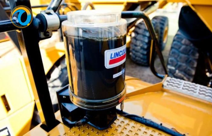 Quy trình thay nhớt máy xúc đúng cách, đơn giản nhất