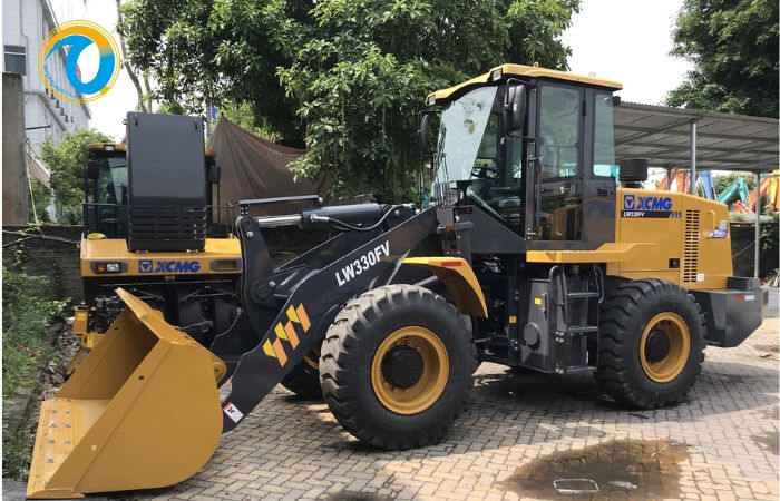 Hướng dẫn kiểm tra, bảo dưỡng máy xúc lật chi tiết